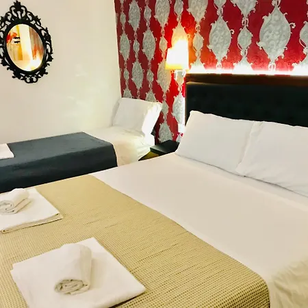 Holiday Guest house *